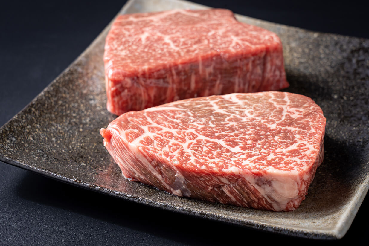 京都黒毛和牛「肉宝 平井牛」赤身ステーキ 300g(冷凍)