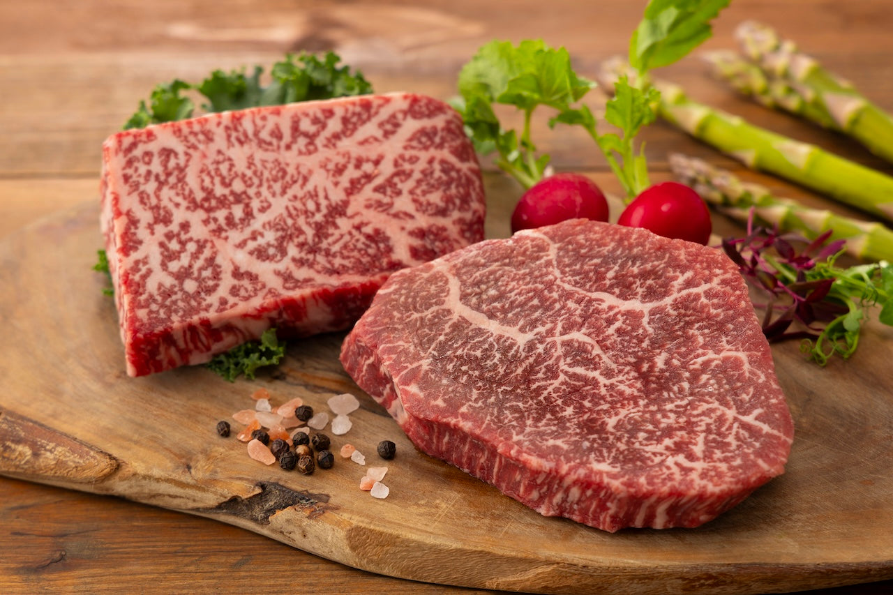 京都黒毛和牛「肉宝 平井牛」赤身ステーキ 300g（冷凍）