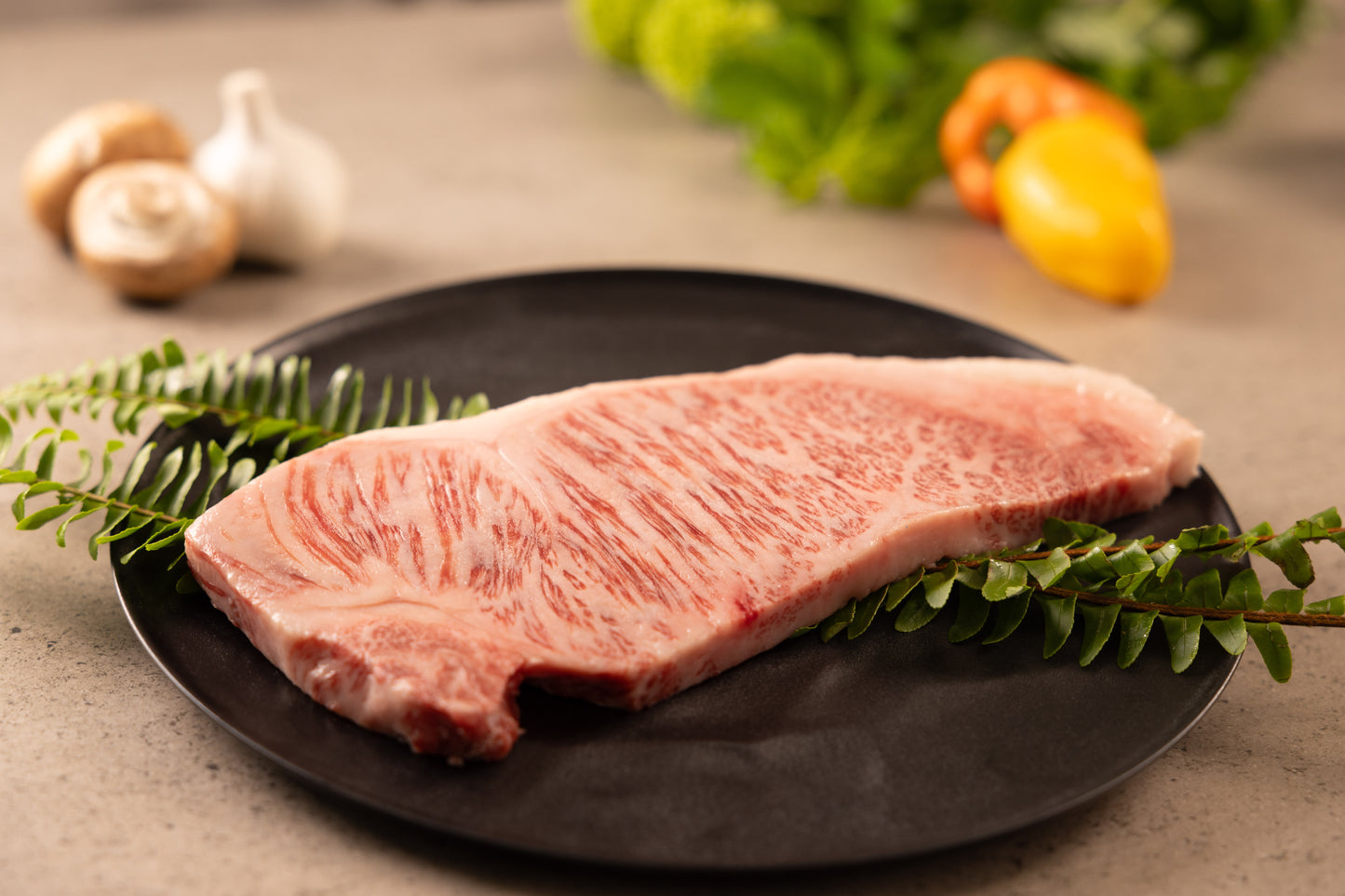 京都黒毛和牛「肉宝 平井牛」サーロインステーキ 300g（冷凍）